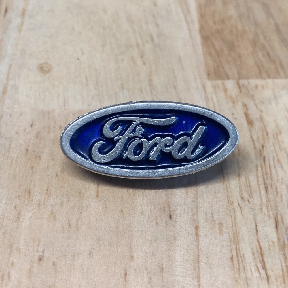 Vintage FORD motors pin